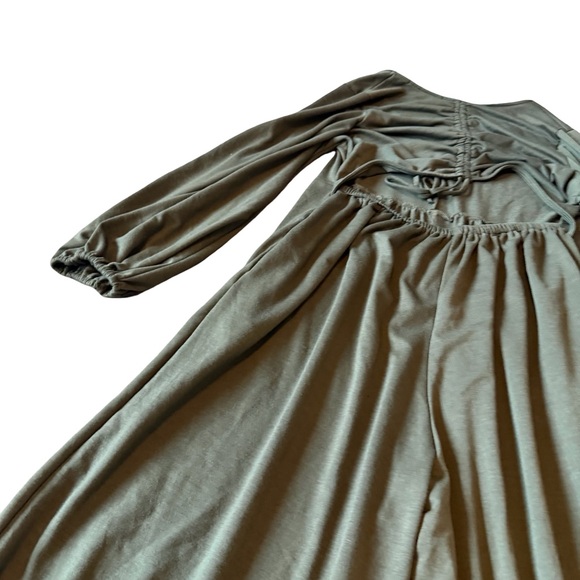 Three Bird Nest Intentions Open-Back Jumpsuit Stretchy Wide Leg Ruffle Size XL - Picture 10 of 13